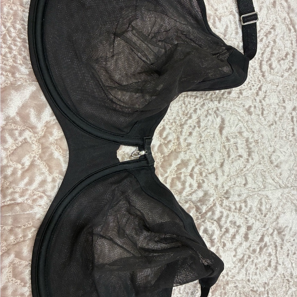 Curvy Couture Black Sheer mesh Bra
Size 36H - Picture 3 of 6